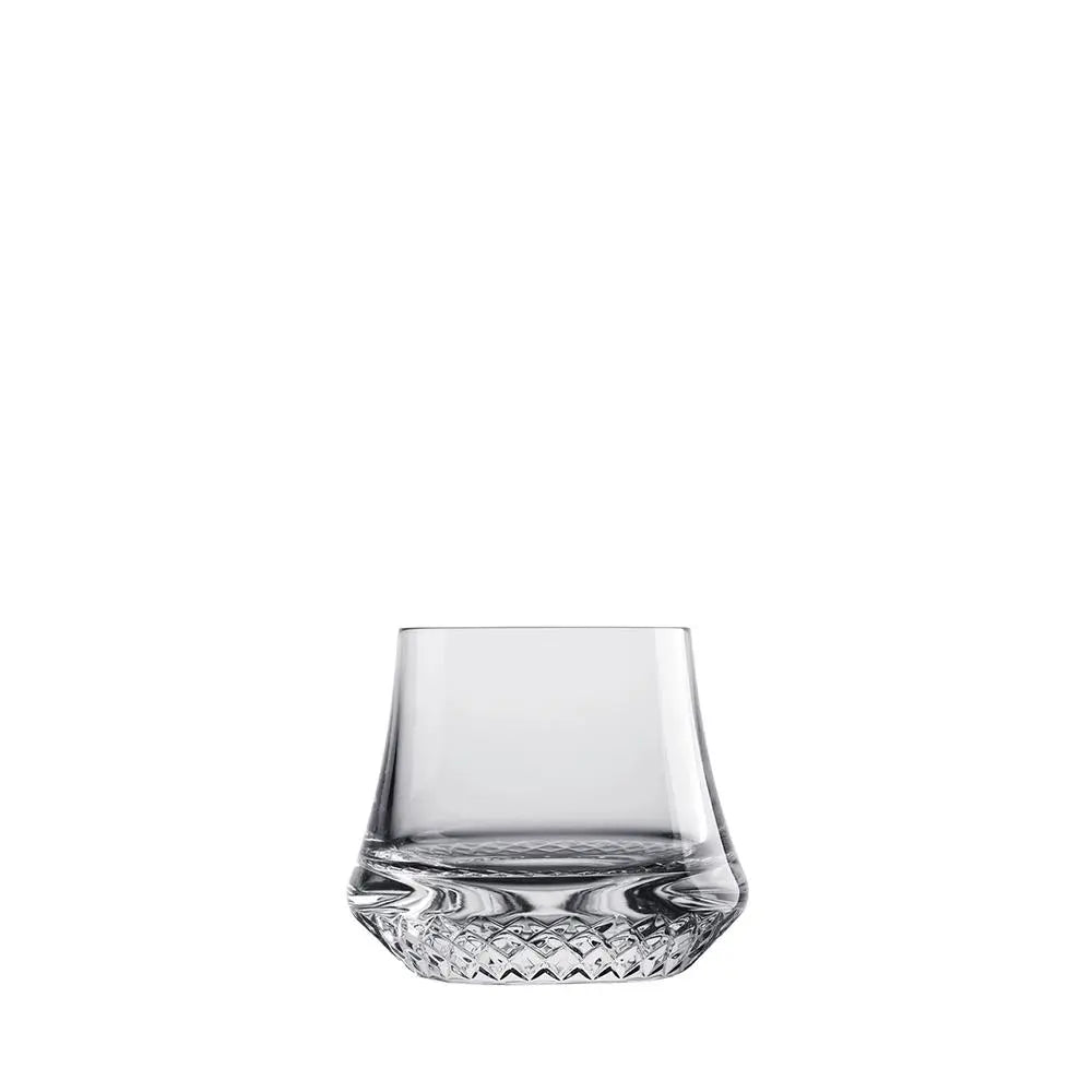 Ensemble de 2 verres de whisky SOF Paris vide sur fond blanc. 